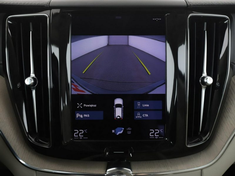 Volvo XC 60 FV23% Inscription B4-mHEV 4x4 automat skóra navi PDC-kamera ACC LED II (2017-)