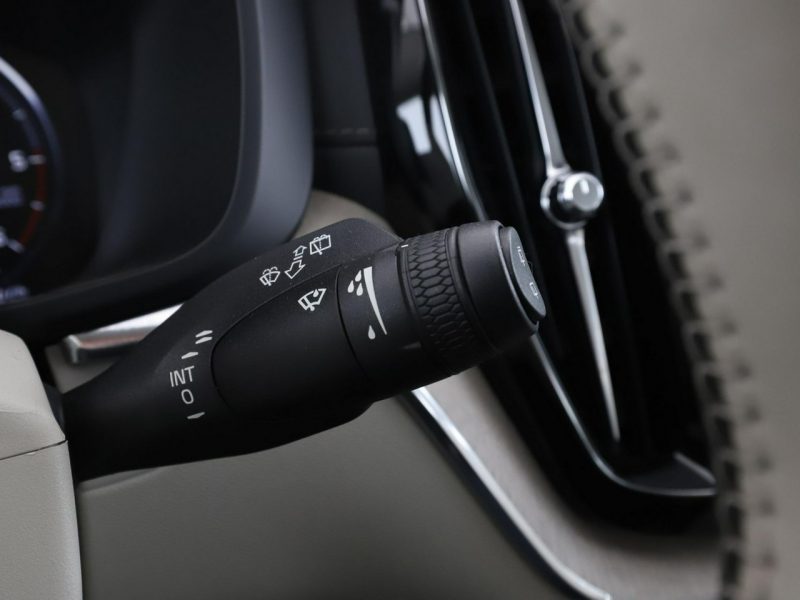 Volvo XC 60 FV23% Inscription B4-mHEV 4x4 automat skóra navi PDC-kamera ACC LED II (2017-)