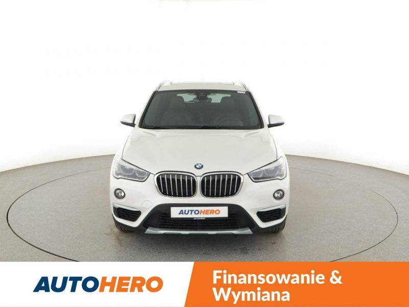 BMW X1 4x4 automat full LED skóra navi panorama navi czujniki parkowania II (F48) (2015-)