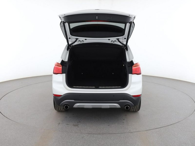 BMW X1 4x4 automat full LED skóra navi panorama navi czujniki parkowania II (F48) (2015-)