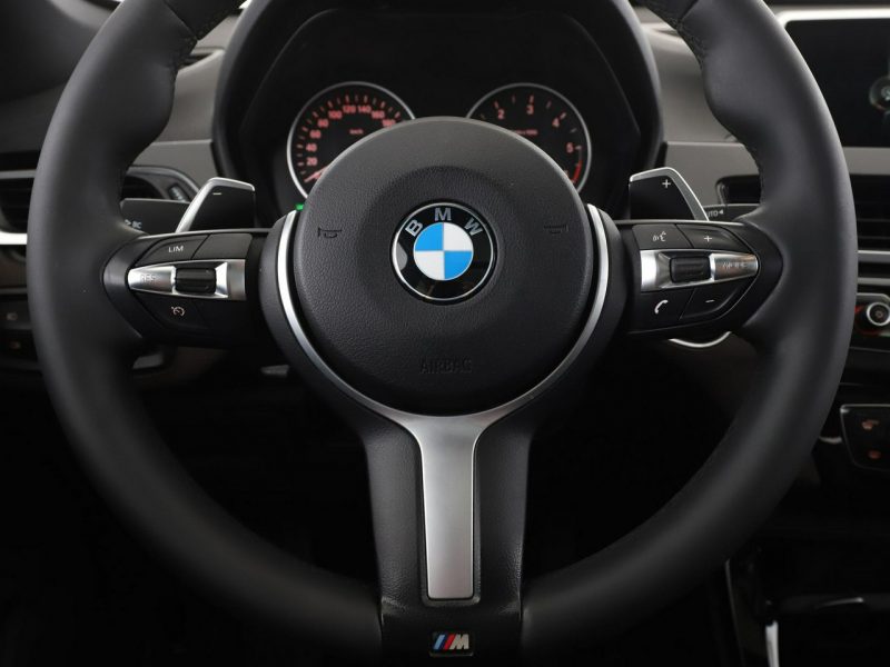 BMW X1 4x4 automat full LED skóra navi panorama navi czujniki parkowania II (F48) (2015-)