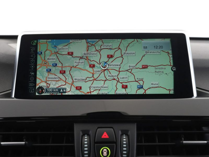 BMW X1 4x4 automat full LED skóra navi panorama navi czujniki parkowania II (F48) (2015-)