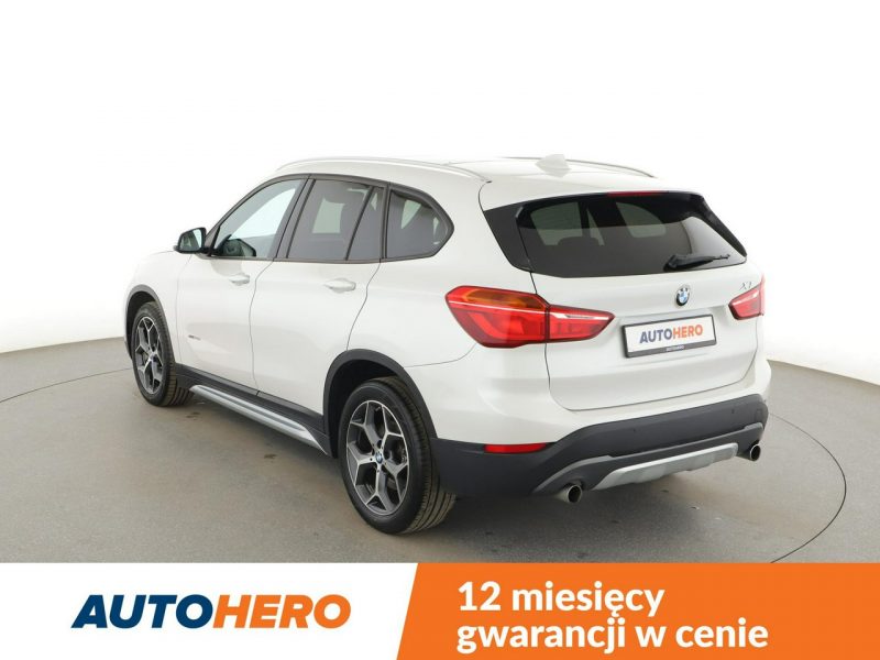 BMW X1 4x4 automat full LED skóra navi panorama navi czujniki parkowania II (F48) (2015-)