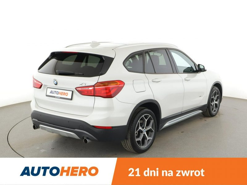 BMW X1 4x4 automat full LED skóra navi panorama navi czujniki parkowania II (F48) (2015-)