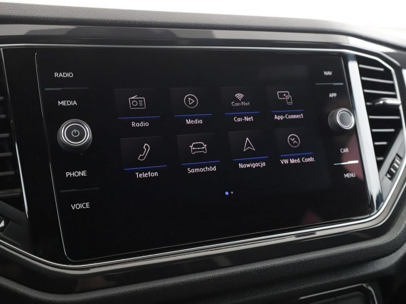 Volkswagen T-Roc 4x4 automat navi klima auto grzane fotele czujniki parkowania hak