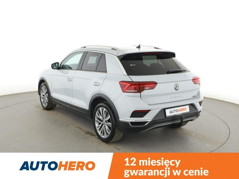 Volkswagen T-Roc 4x4 automat navi klima auto grzane fotele czujniki parkowania hak