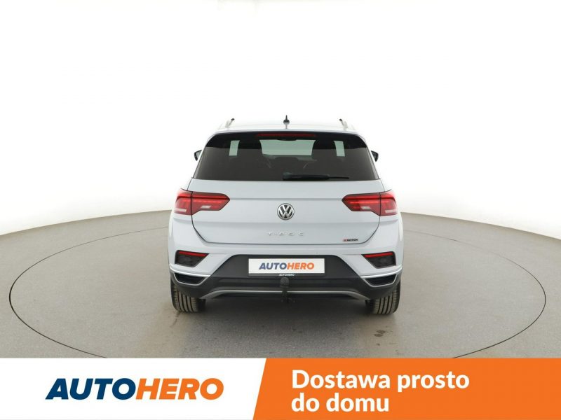 Volkswagen T-Roc 4x4 automat navi klima auto grzane fotele czujniki parkowania hak