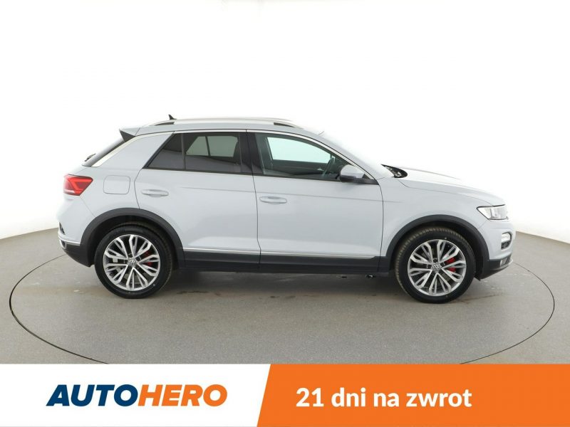 Volkswagen T-Roc 4x4 automat navi klima auto grzane fotele czujniki parkowania hak