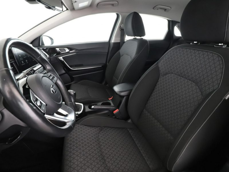 Kia Cee'd 140KM navi grzane fotele PDC-kamera tempomat III (2018-)