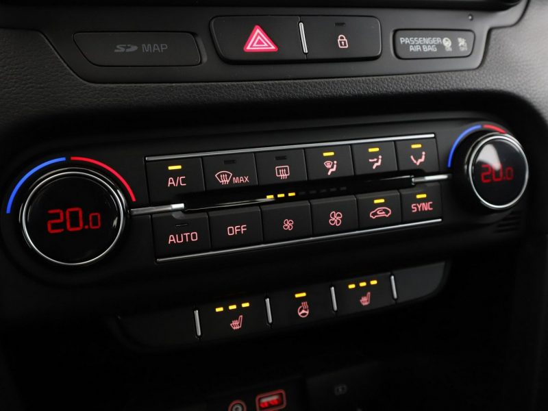 Kia Cee'd 140KM navi grzane fotele PDC-kamera tempomat III (2018-)