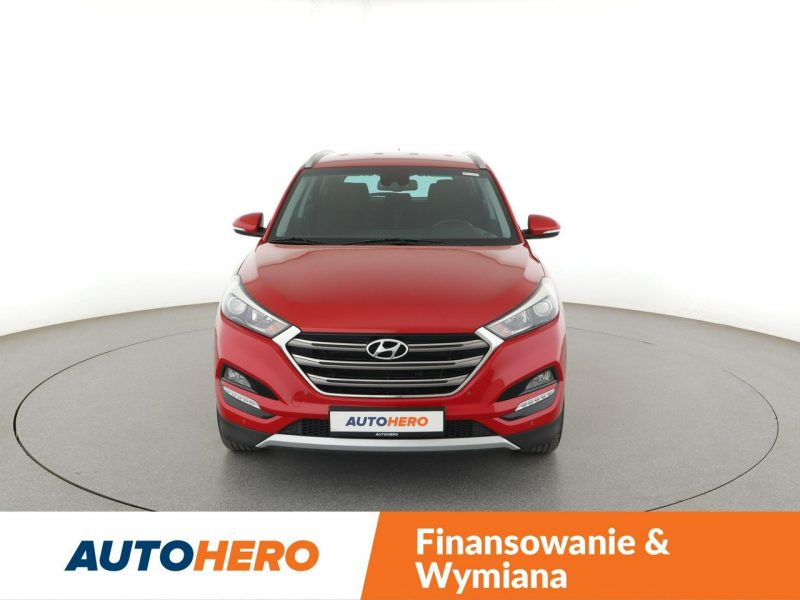 Hyundai Tucson navi PDC-kamera grzane fotele tempomat LED III (2015-2020)