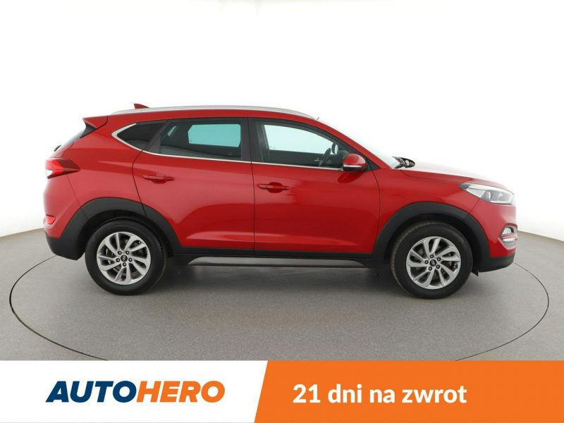 Hyundai Tucson navi PDC-kamera grzane fotele tempomat LED III (2015-2020)