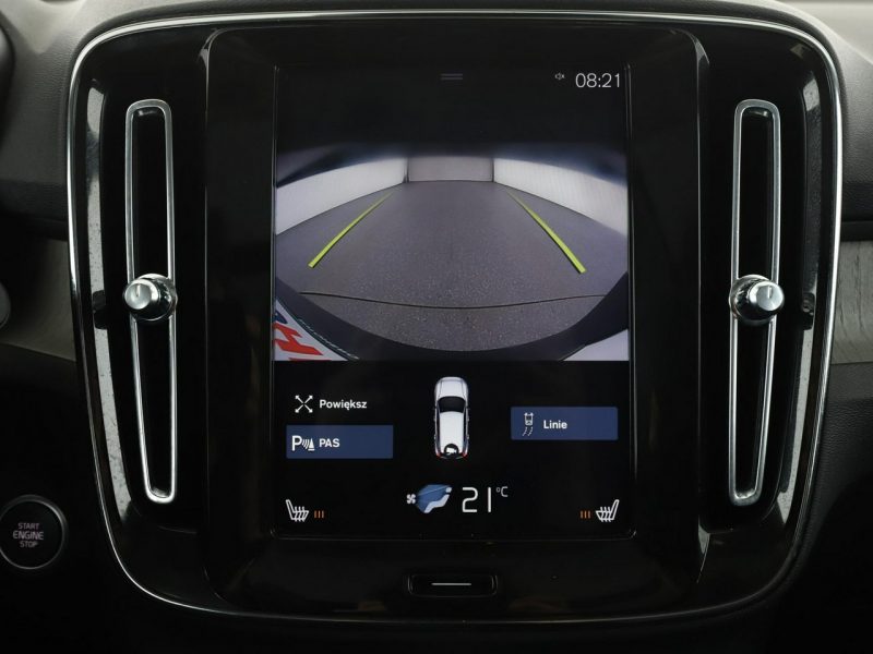 Volvo XC 40 FV23 2.0 D4 Automat AWD Inscription Panorama Navi Grzana Skóra Kamera