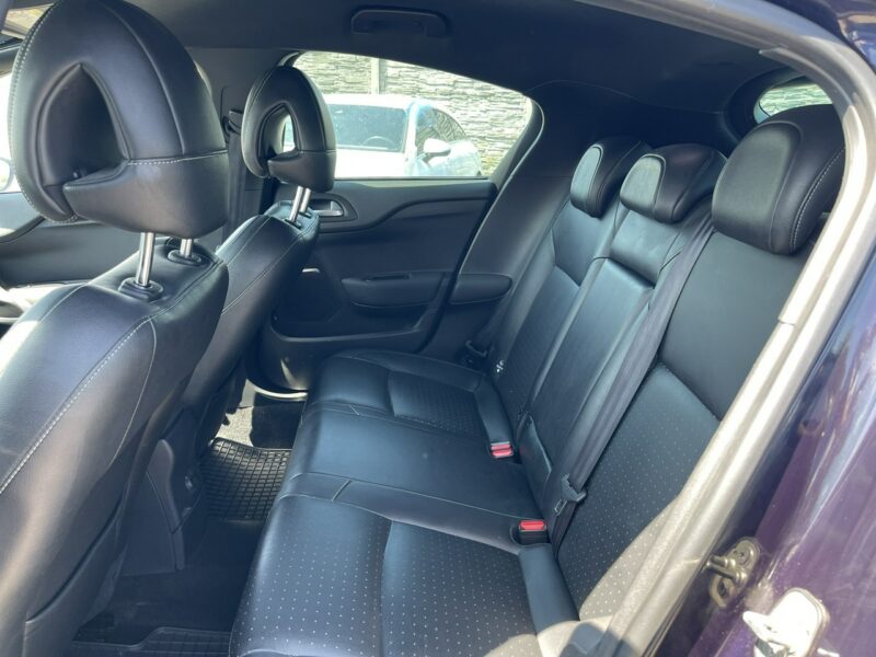 DS Automobiles DS 4 Crossback Klimatronik Kamera Skóra 150KM