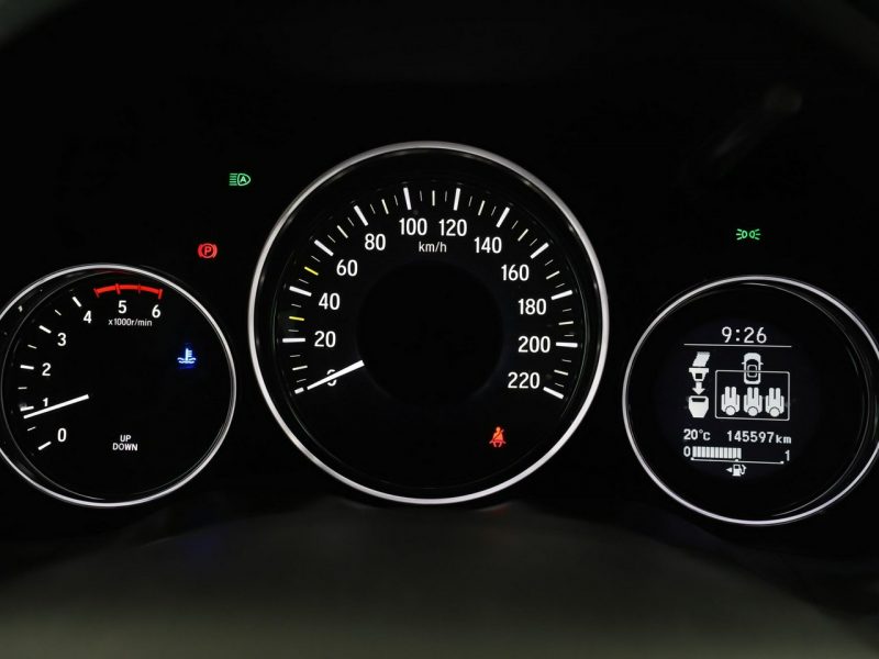 Honda HR-V klima auto czujniki parkowania grzane fotele II (2015-2021)