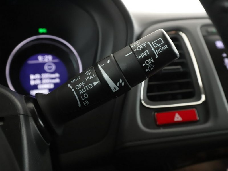 Honda HR-V klima auto czujniki parkowania grzane fotele II (2015-2021)