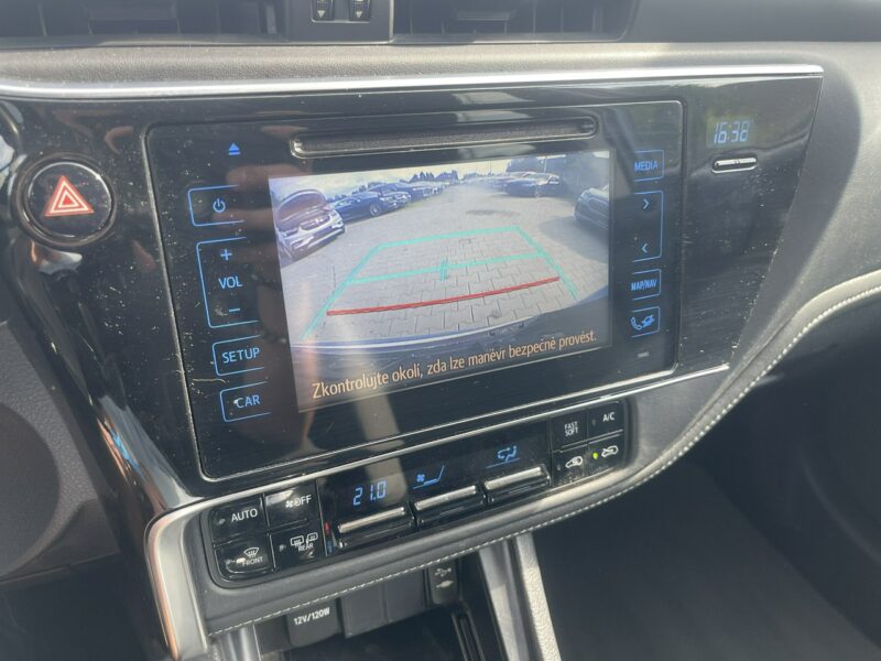 Toyota Auris Klimatronik Kamera Tempomat II (2012-)
