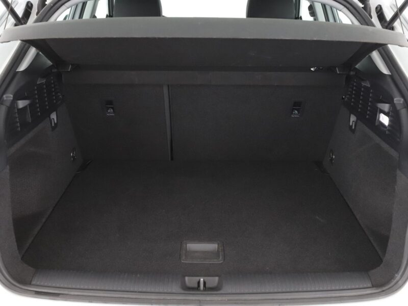 Audi Q2 Automat grzane fotele Full LED PDC klima auto navi bluetooth