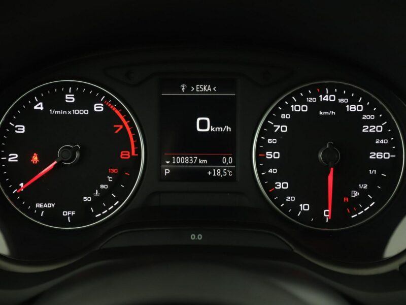 Audi Q2 Automat grzane fotele Full LED PDC klima auto navi bluetooth