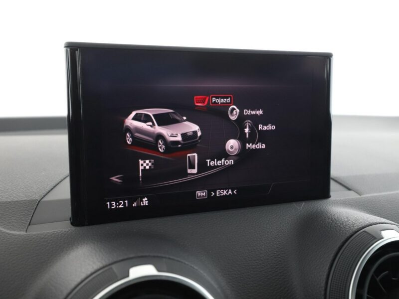 Audi Q2 Automat grzane fotele Full LED PDC klima auto navi bluetooth