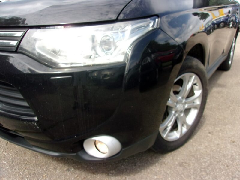 Mitsubishi Outlander 7-Osób 2.2 DI-D Instyle ClearTec 4WD III (2012-)