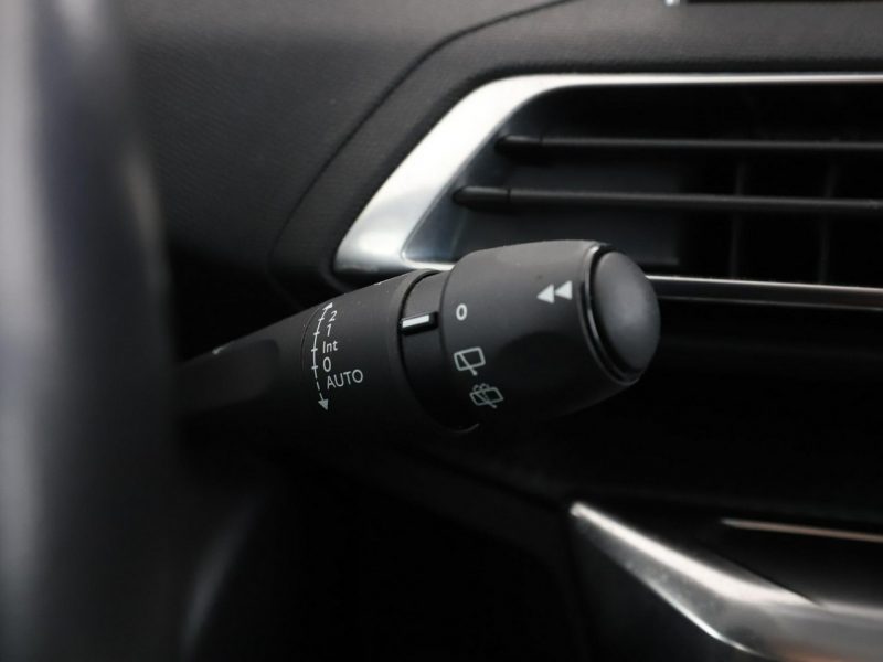 Peugeot 5008 7-osob. virtual PDC tempomat LED Bluetooth grzane fotele II (2017-)