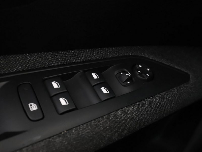 Peugeot 5008 7-osob. virtual PDC tempomat LED Bluetooth grzane fotele II (2017-)