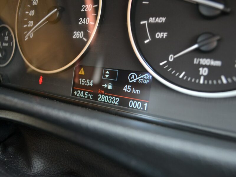 BMW 318 Klimatyzacja*Nawigacja*Zadbany*El. Klapa*KeyLessGo F30/F31 (2012-)