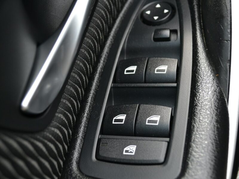 BMW 318 Klimatyzacja*Nawigacja*Zadbany*El. Klapa*KeyLessGo F30/F31 (2012-)
