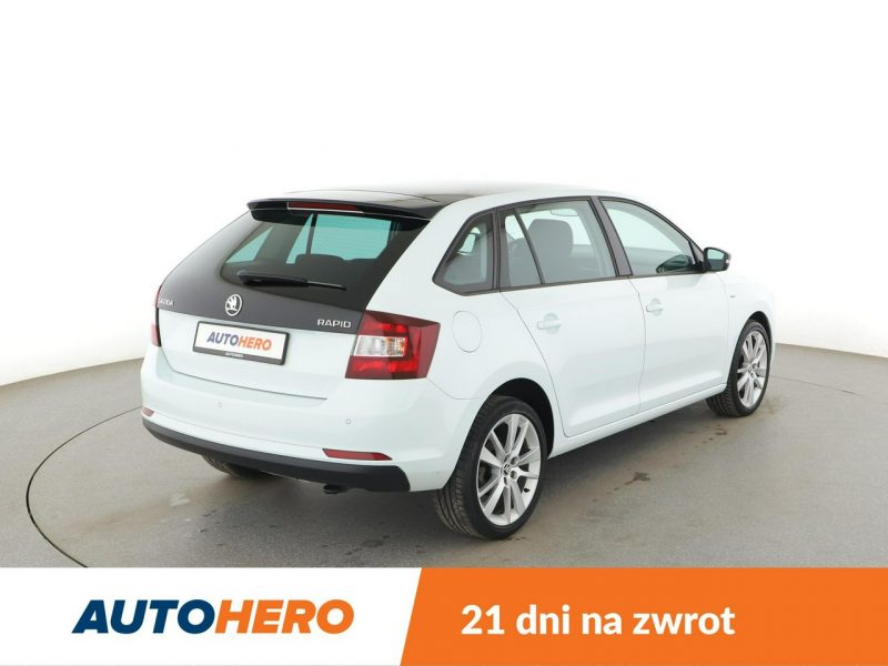 Škoda RAPID Panorama grzane fotele PDC klima navi bluetooth