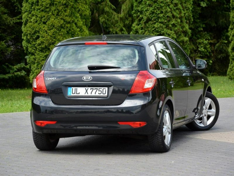 Kia Cee'd 1.4i(90KM) Lift 118 Przebieg Duża Navi Kamera Parktronic Alu Felgi ASO I (2006-2012)