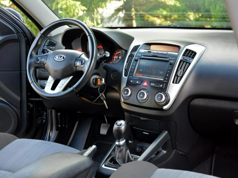 Kia Cee'd 1.4i(90KM) Lift 118 Przebieg Duża Navi Kamera Parktronic Alu Felgi ASO I (2006-2012)