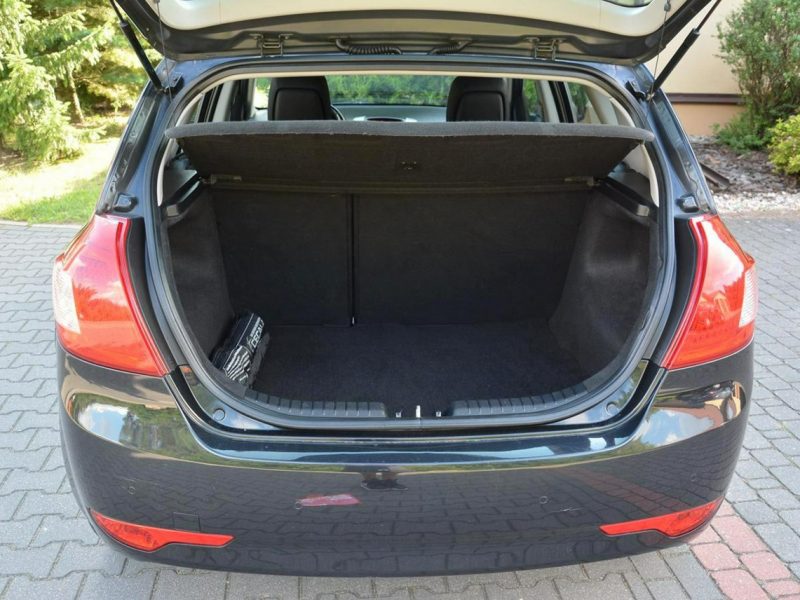 Kia Cee'd 1.4i(90KM) Lift 118 Przebieg Duża Navi Kamera Parktronic Alu Felgi ASO I (2006-2012)