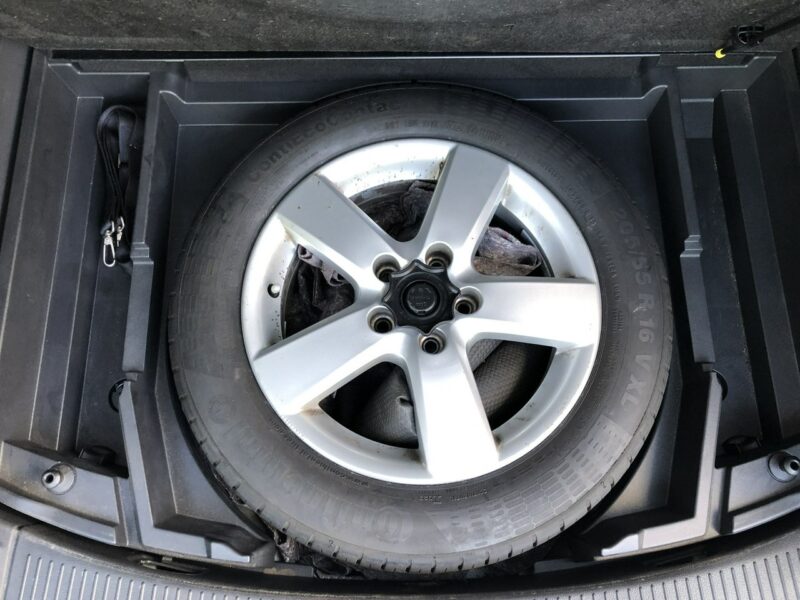 Volkswagen Touran LIFT 2009r UNITED 2.0 TDI 140KM Automat Bi-Xenon Navi Hak DSG Zarejest I (2003-2010)