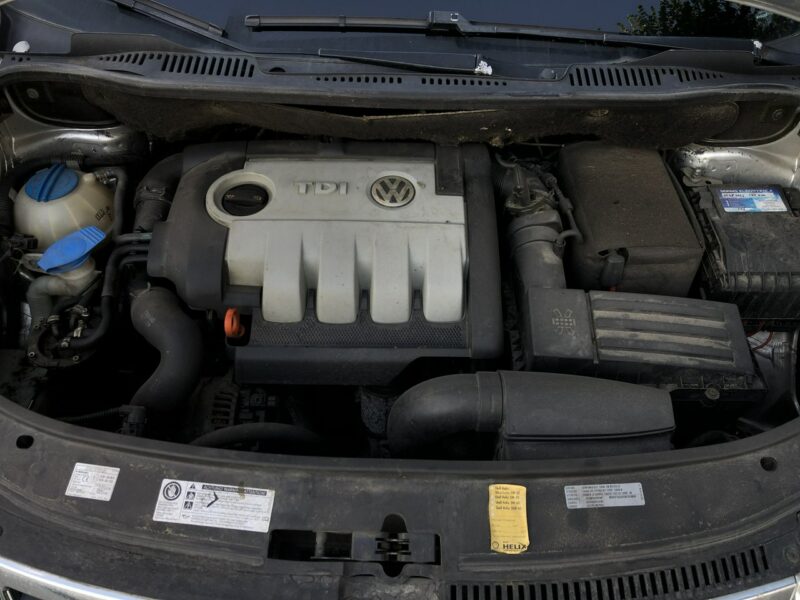 Volkswagen Touran LIFT 2009r UNITED 2.0 TDI 140KM Automat Bi-Xenon Navi Hak DSG Zarejest I (2003-2010)