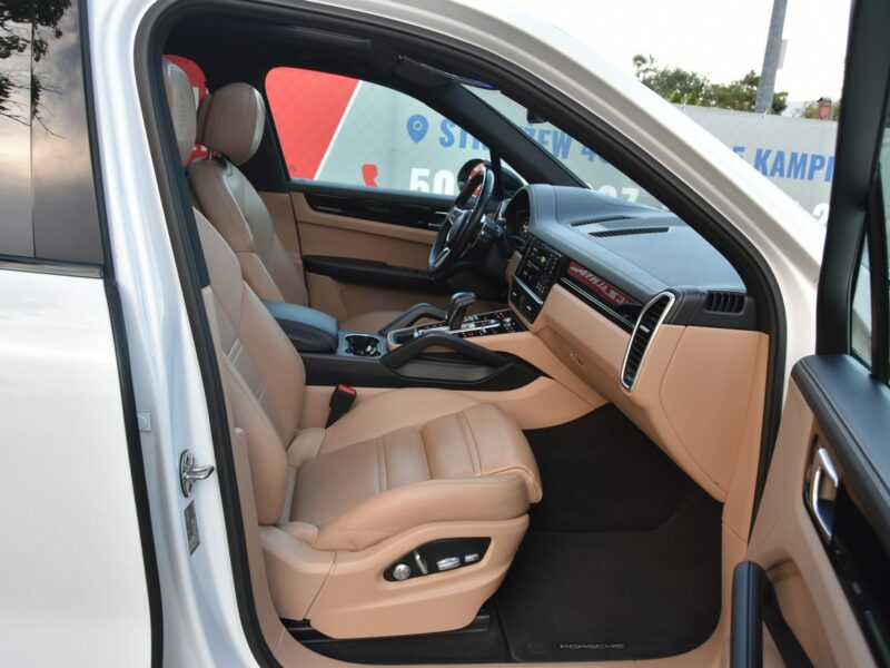 Porsche Cayenne 3.0 340KM 2019r. Salon FV23 4x4 Panorama LED Kamera360 HeadUp III(2017-)
