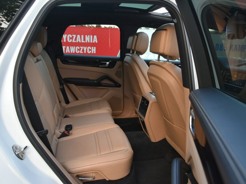 Porsche Cayenne 3.0 340KM 2019r. Salon FV23 4x4 Panorama LED Kamera360 HeadUp III(2017-)