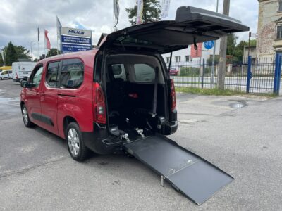 Opel Combo Life Combo Life Maxi Niepełnosprawnych inwalida rampa PFRON Model 2020 2018-