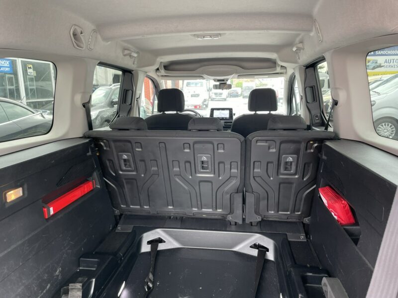 Opel Combo Life Combo Life Maxi Niepełnosprawnych inwalida rampa PFRON Model 2020 2018-