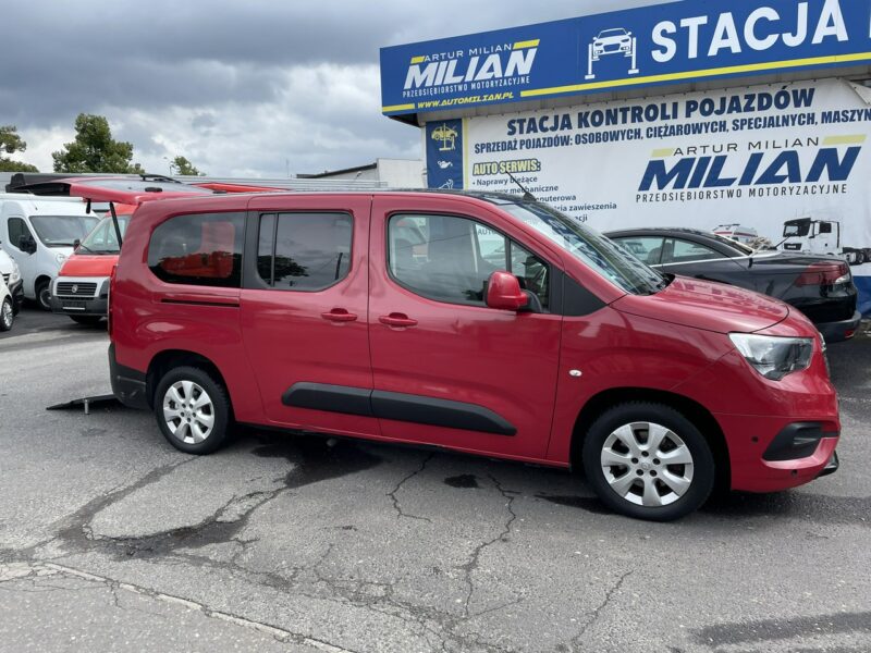 Opel Combo Life Combo Life Maxi Niepełnosprawnych inwalida rampa PFRON Model 2020 2018-