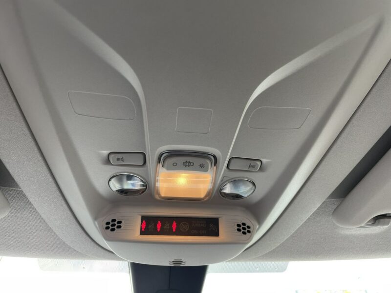 Opel Combo Life Combo Life Maxi Niepełnosprawnych inwalida rampa PFRON Model 2020 2018-