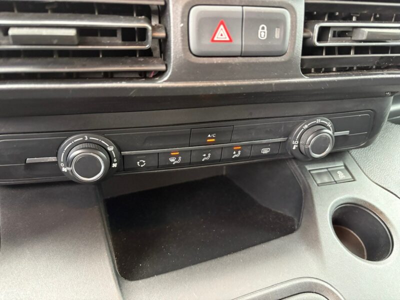 Opel Combo Life Combo Life Maxi dla Niepełnosprawnych inwalida rampa PFRON Model 2020 2018-