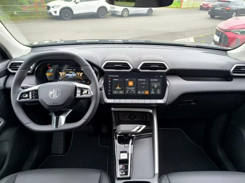 MG ZS Nowy ZS Exclusive Hybryda 197KM Kamera 360 Martwe Pole 1361 zł