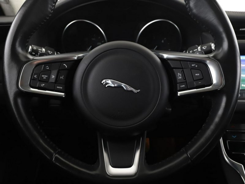 Jaguar XF GRATIS! Pakiet Serwisowy o wartości 800 zł! X260 (2015-)