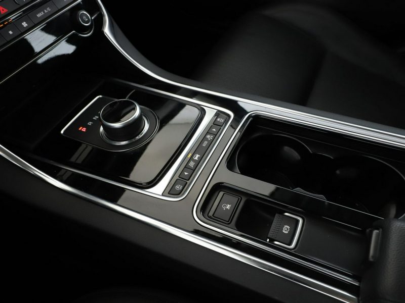 Jaguar XF GRATIS! Pakiet Serwisowy o wartości 800 zł! X260 (2015-)