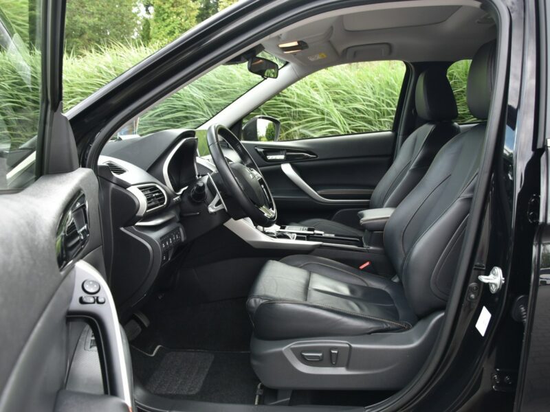 Mitsubishi Eclipse Cross AWD 1.5T MIVEC 163KM Automat 2018r. Instyle+ panorama Kamera360 Skóra VI (2018-)