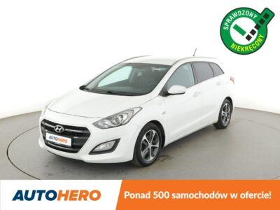 Hyundai i30 klima czujniki parkowania grzane fotele hak multifunkcja II (2012 - 2016)