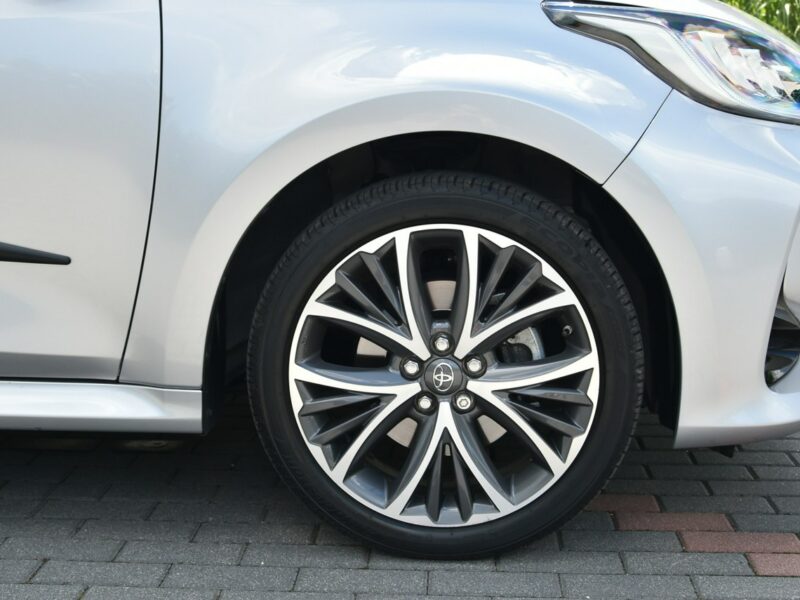 Toyota Yaris Executive 1.5 BENZYNA 125KM AUTOMAT 2022r. Polski SALON Skóra Virtual IV (2020-)