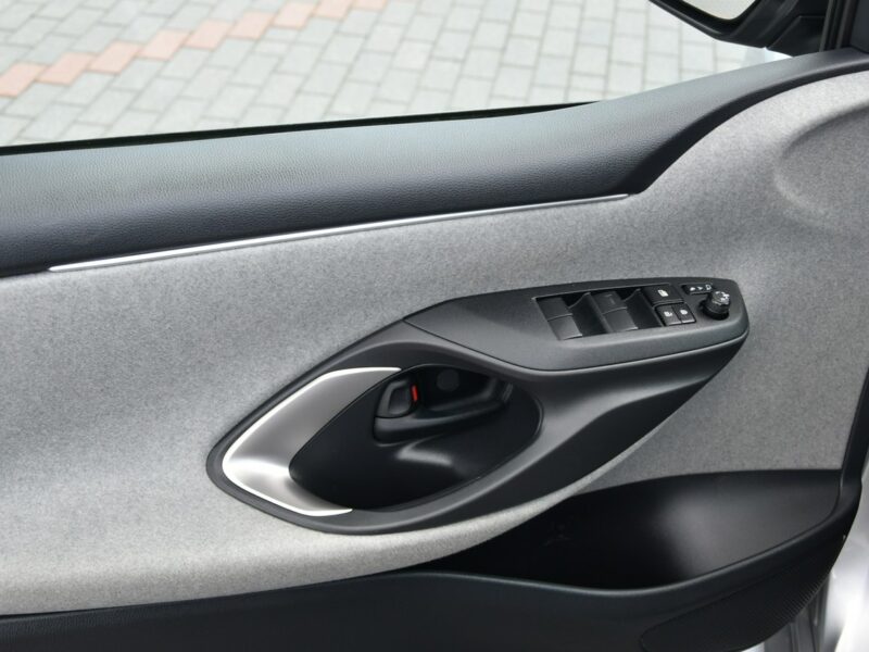 Toyota Yaris Executive 1.5 BENZYNA 125KM AUTOMAT 2022r. Polski SALON Skóra Virtual IV (2020-)