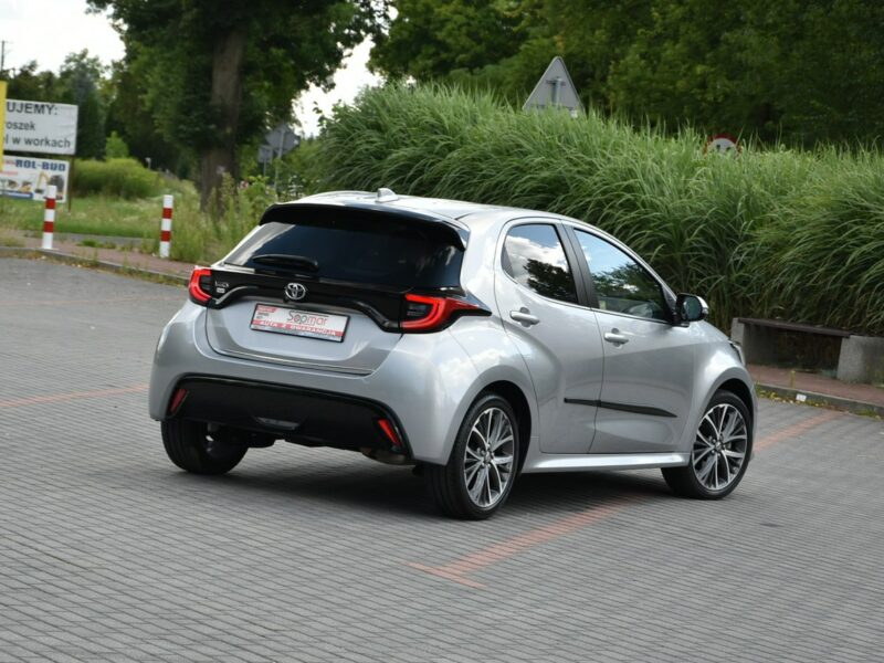Toyota Yaris Executive 1.5 BENZYNA 125KM AUTOMAT 2022r. Polski SALON Skóra Virtual IV (2020-)
